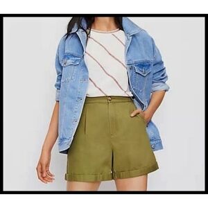 NWT LOFT Twill Chino Shorts High Rise Rolled Cuff Army Green 8 NEW